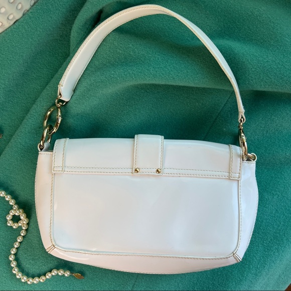 NWT Y2K White Patent Buckled Baguette Bag - Picture 3 of 11